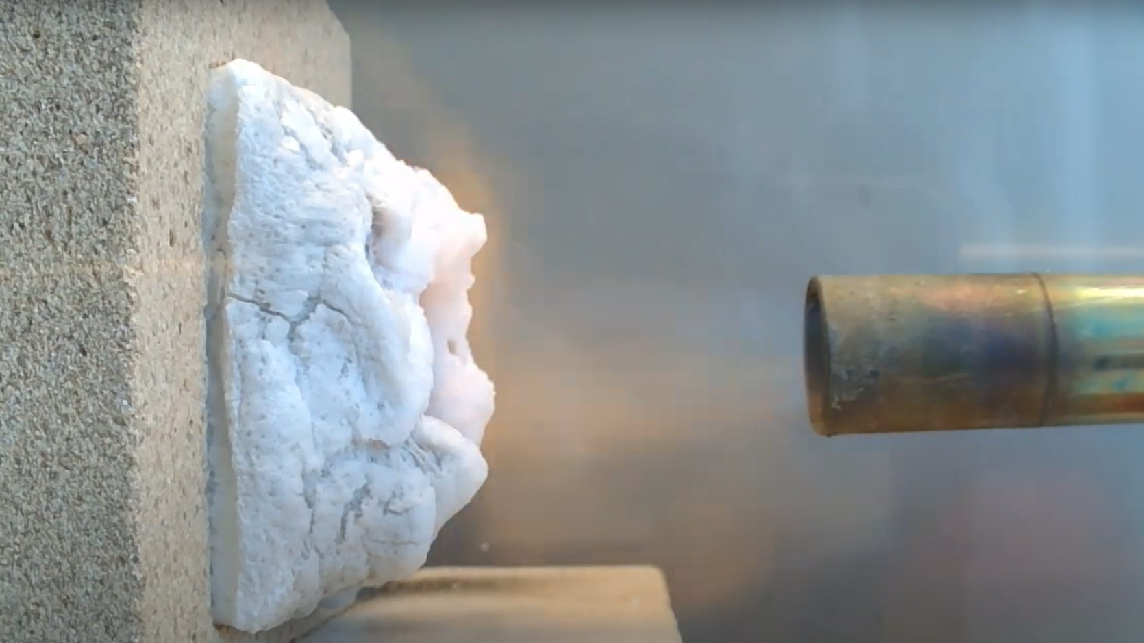 Watch video: Working mechanism of an intumescent coating. ©DTU Chemical Engineering Watch video: Working mechanism of an intumescent coating.